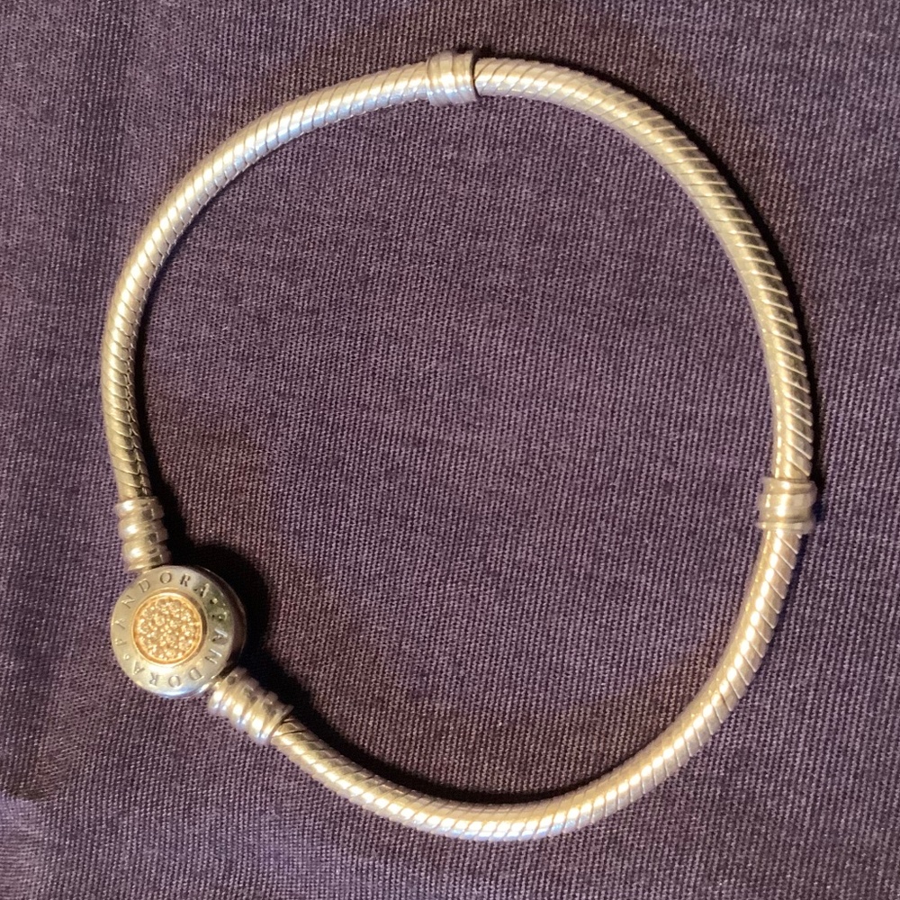 Pandora Moments Sterling Silver Sparkling Crown O Snake Chain Bracelet (7.1”)